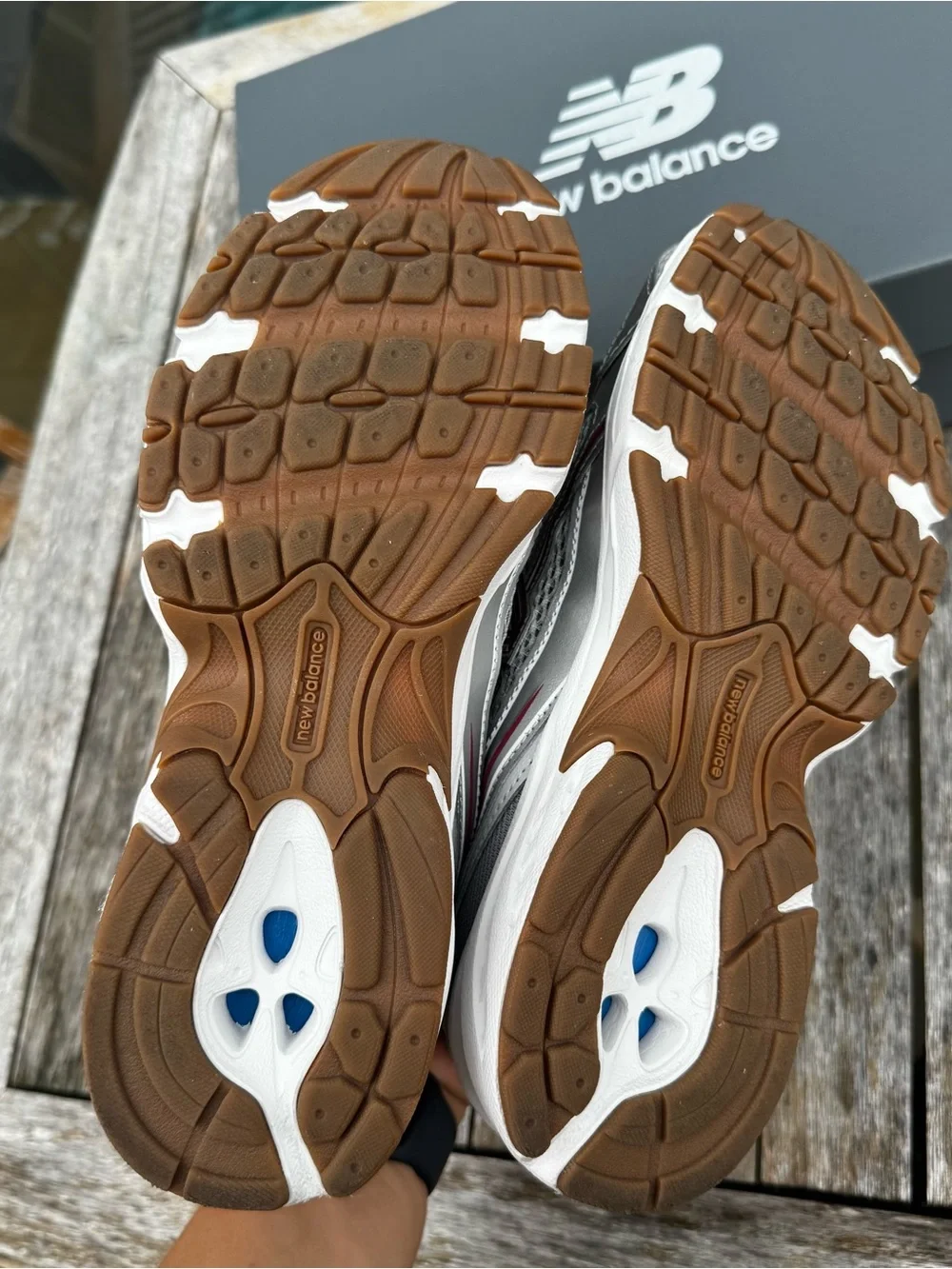 New Balance Women’s 740 worn twice!